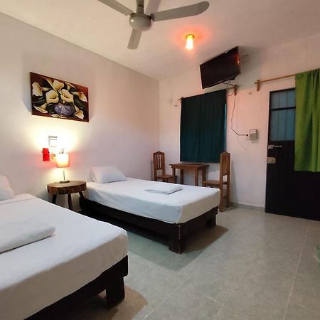 Alojamiento Ya'Ax Nah Playa del Carmen Eksteriør billede